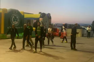 Εισιτήρια και μπουτίκ οι Ομονοιάτες (φώτος)