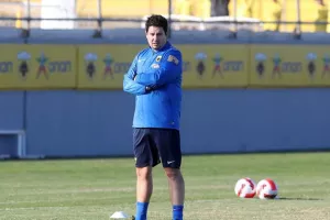 Διατηρεί για αρχή το 4-2-3-1 ο Γιαννίκης