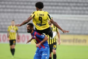 «Ξεψαχνίζουν» τον Γκαρσία στην ΑΕΚ