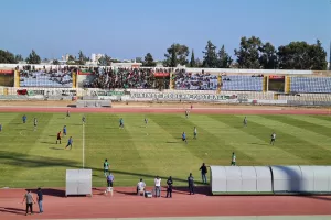 ΘΥΡΑ 9...