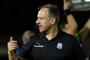 Δύο... παρεμβάσεις από Τσόρνιγκερ