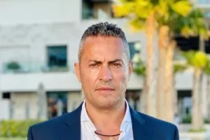 Cyprus Politics... Τζον!