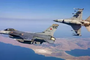 Παραλίγο ατύχημα σε αερομαχία ελληνικών και τουρκικών μαχητικών!