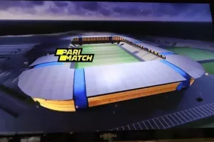 Ο "αιώνιος" ΑΕΛίστας παρών στην Limassol Arena! (φώτο)