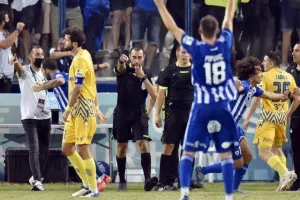 Το ΑΠΟΕΛ προηγήθηκε, η Ανόρθωση το γύρισε με Αρτυματά (φώτος)