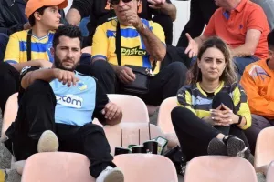 ΦΩΤΟΡΕΠΟΡΤΑΖ/Οι ΑΠΟΕΛίστες στο Μακάρειο