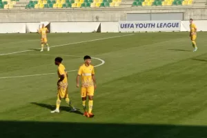 (Φωτορεπορτάζ) ΑΠΟΕΛ Κ19 - Καϊράτ