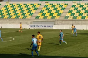 (Φωτορεπορτάζ) ΑΠΟΕΛ Κ19 - Καϊράτ