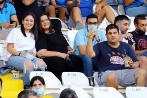 (ΦΩΤΟΣ) Οι Ανορθωσιάτες και οι ΑΠΟΕΛίστες στο "ΠΑΠ"