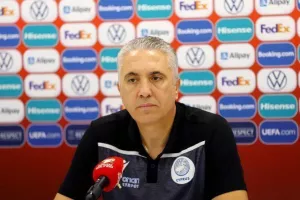 "Δεν μπορούμε άμεσα να παίξουμε καλύτερα και να είμαστε αποτελεσματικοί"