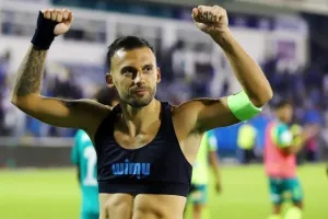 Θριαμβεύτρια με "Τρίσκο" - Ματ και… κορυφή! (Φώτος)