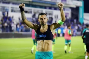 Θριαμβεύτρια με "Τρίσκο" - Ματ και… κορυφή! (Φώτος)