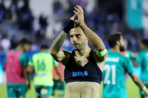 Θριαμβεύτρια με "Τρίσκο" - Ματ και… κορυφή! (Φώτος)