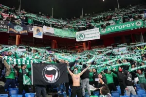 ΦΩΤΟΣ/Οι Ομονοιάτες στο  "St. Jakob-Park"