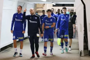 Η προθέρμανση των "μονομάχων" στο ΓΣΠ (φώτος)