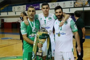 "Πράσινη" η πρώτη κούπα της χρονιάς! (φώτος)