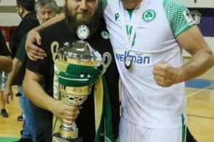 "Πράσινη" η πρώτη κούπα της χρονιάς! (φώτος)