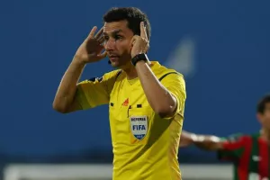Ο Μαρτίνς σφυρίζει στο Άιντραχτ-Ολυμπιακός, Βέλγος στον ΠΑΟΚ