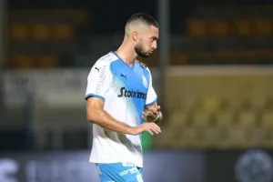 Η ασταμάτητη ΑΕΚ έβαλε τεσσάρα στον Απόλλωνα! (φώτος)