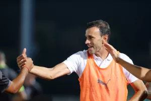 Φουλάρει το "οπλοστάσιο" του Καταλά
