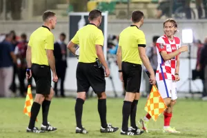 Βαριά ήττα για την Εθνική μας στην "Αρένα" (φώτος)