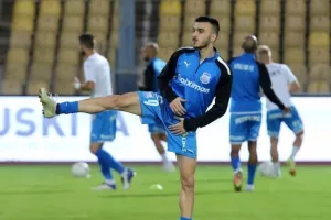 Επέστρεψε στις νίκες, "έπιασε" κορυφή και... περιμένει! (Φώτος)