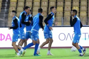 Επέστρεψε στις νίκες, "έπιασε" κορυφή και... περιμένει! (Φώτος)