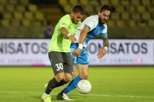 Επέστρεψε στις νίκες, "έπιασε" κορυφή και... περιμένει! (Φώτος)