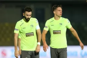 Επέστρεψε στις νίκες, "έπιασε" κορυφή και... περιμένει! (Φώτος)
