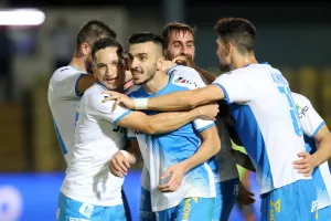 Πάρτι με τους παίκτες του Απόλλωνα, δώρο ένα αυτοκίνητο!