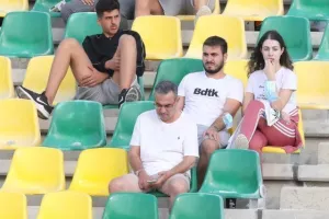 Επιβλητικά… πρώτη! (φώτος)