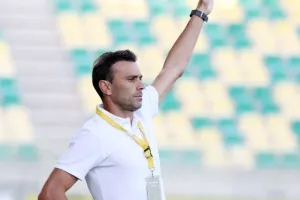 Επιβλητικά… πρώτη! (φώτος)