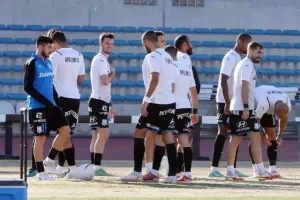Προθέρμανση στο βοηθητικό πριν το ντέρμπι! (φώτος)