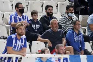 ΦΩΤΟΡΕΠΟΡΤΑΖ από τoν κόσμο στο ΓΣΠ...