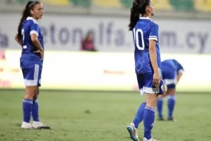 Βαριά ήττα για την Εθνική μας στη Λάρνακα (φώτος)
