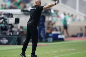 Άντεξε... ένα ημίχρονο/ Ήττα με τεσσάρα από Καραμπάχ (Φώτος)