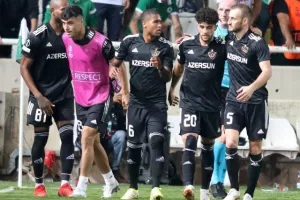 Άντεξε... ένα ημίχρονο/ Ήττα με τεσσάρα από Καραμπάχ (Φώτος)
