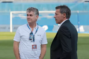 Παπασταύρου...