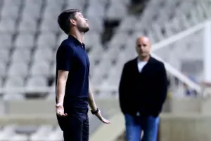 Αυτο"Χ"ειρία... Ανόρθωσης στο ΓΣΠ! (φώτος)