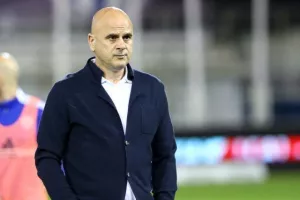 Θριαμβεύτρια με "Τρίσκο" - Ματ και… κορυφή! (Φώτος)