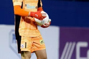 Θριαμβεύτρια με "Τρίσκο" - Ματ και… κορυφή! (Φώτος)