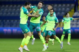 Θριαμβεύτρια με "Τρίσκο" - Ματ και… κορυφή! (Φώτος)