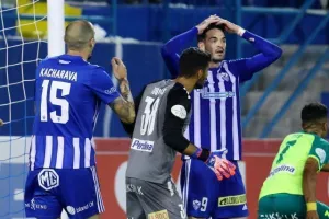 Θριαμβεύτρια με "Τρίσκο" - Ματ και… κορυφή! (Φώτος)