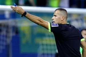 Θριαμβεύτρια με "Τρίσκο" - Ματ και… κορυφή! (Φώτος)