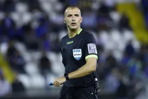 Θριαμβεύτρια με "Τρίσκο" - Ματ και… κορυφή! (Φώτος)