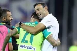Θριαμβεύτρια με "Τρίσκο" - Ματ και… κορυφή! (Φώτος)