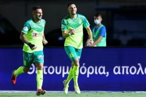 Η ασταμάτητη ΑΕΚ έβαλε τεσσάρα στον Απόλλωνα! (φώτος)