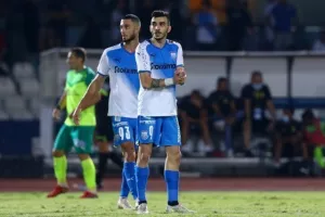 Η ασταμάτητη ΑΕΚ έβαλε τεσσάρα στον Απόλλωνα! (φώτος)