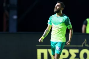 Η ασταμάτητη ΑΕΚ έβαλε τεσσάρα στον Απόλλωνα! (φώτος)