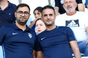 (ΦΩΤΟΣ) Οι Ανορθωσιάτες και οι ΑΠΟΕΛίστες στο "ΠΑΠ"